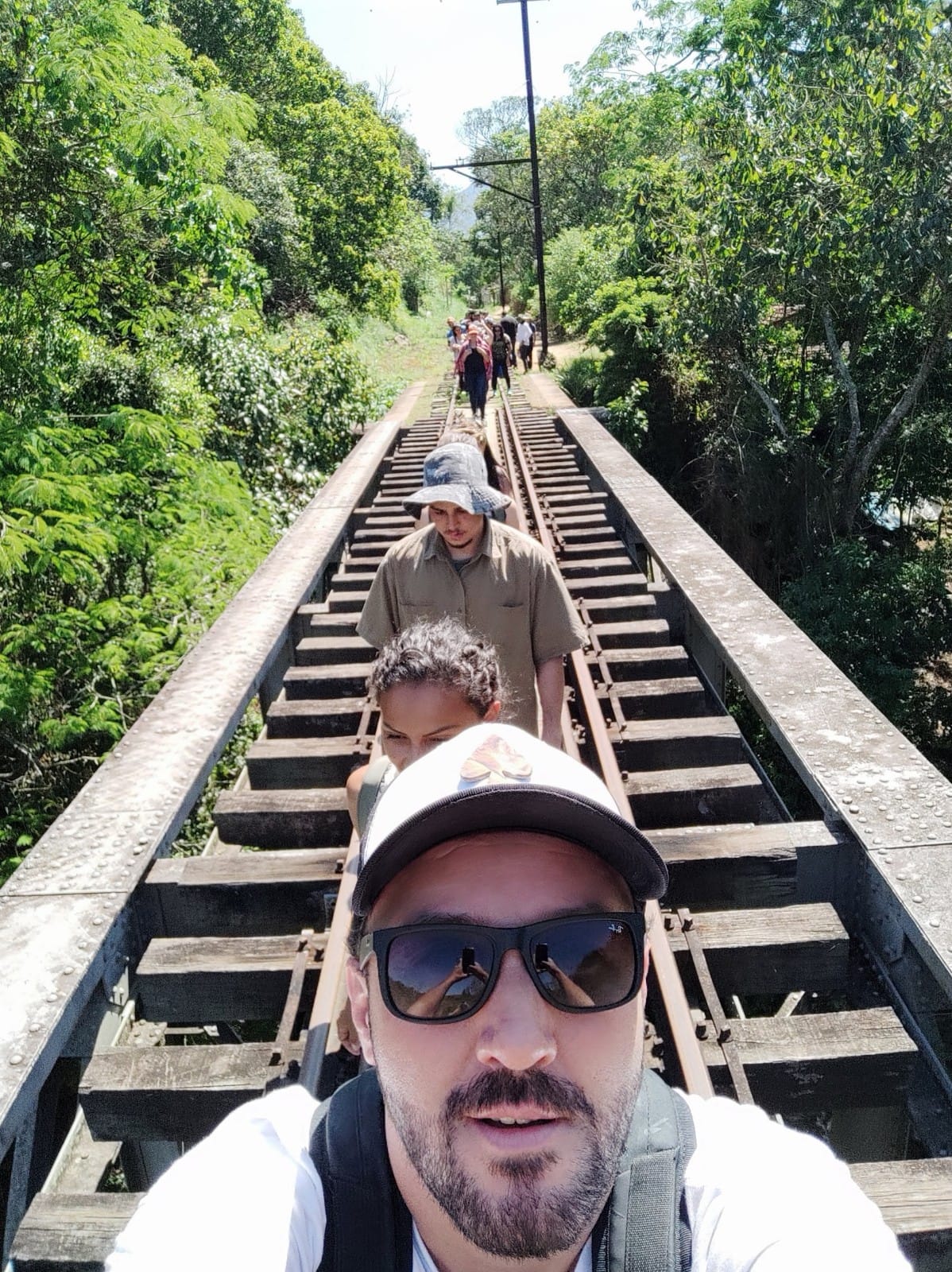 Alunos 2022 no pontilhão WhatsApp Image 2022-12-28 at 10.04.28.jpeg